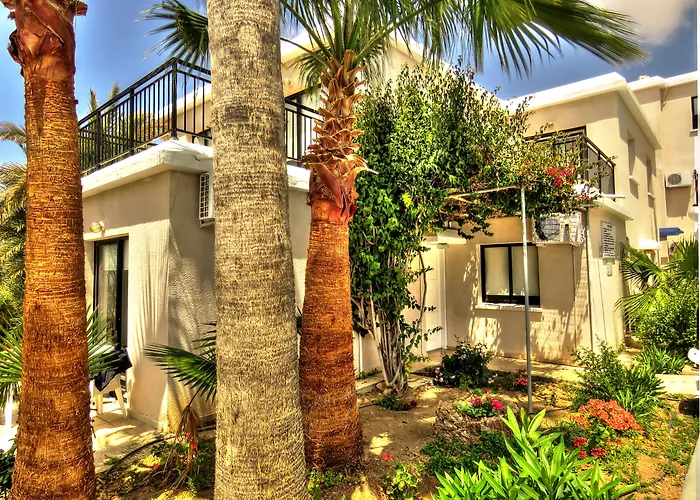 Hilltop Gardens Hotel Apartments